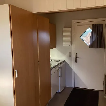 4 Person In * Ansager